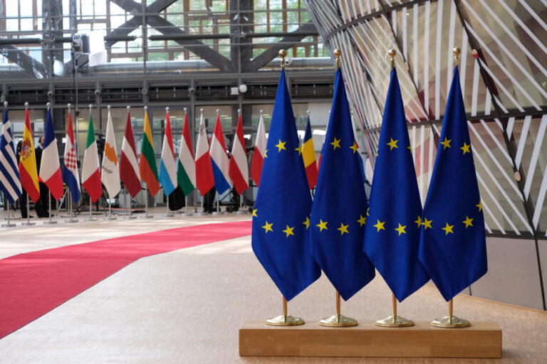 Stała Współpraca Strukturalna (PESCO) w Unii Europejskiej: Krok w Kierunku Wspólnego Bezpieczeństwa